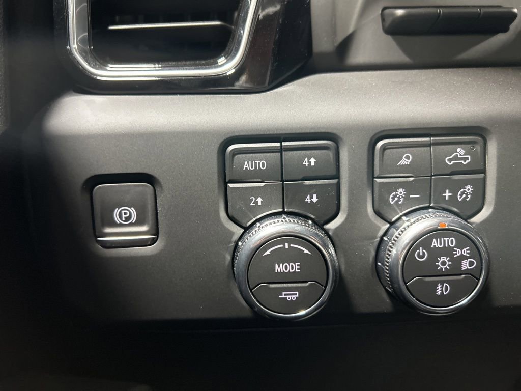 New 2026 GMC Sierra 2500 Denali w/ Denali Reserve Package image 41