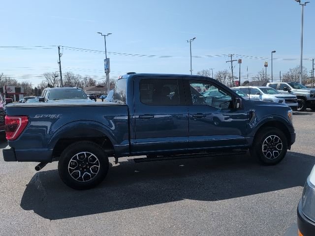 Used 2022 Ford F150 XLT w/ Equipment Group 302A High AWD/4WD image 11