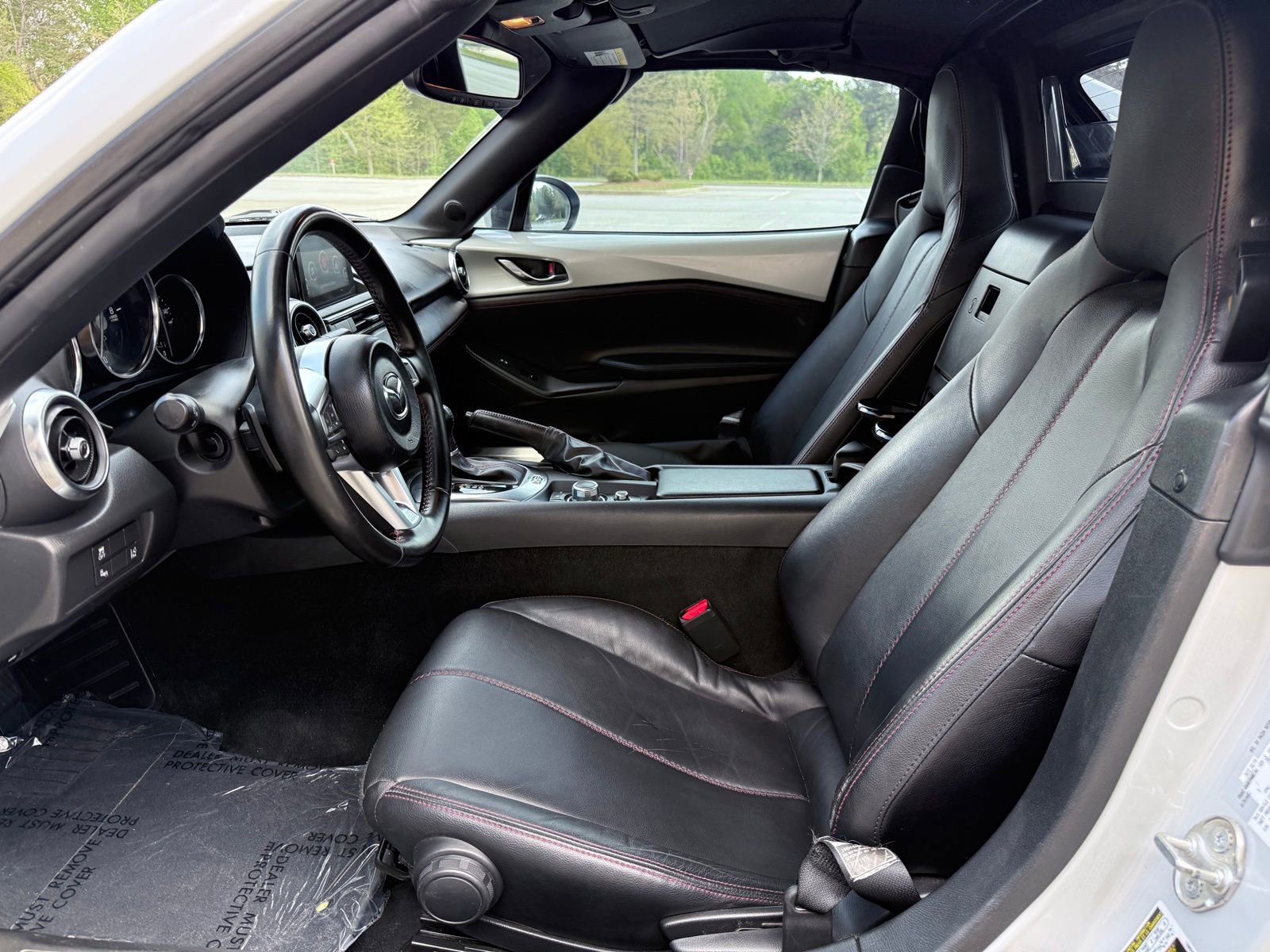 Used 2018 MAZDA MX-5 Miata RF Grand Touring image 34
