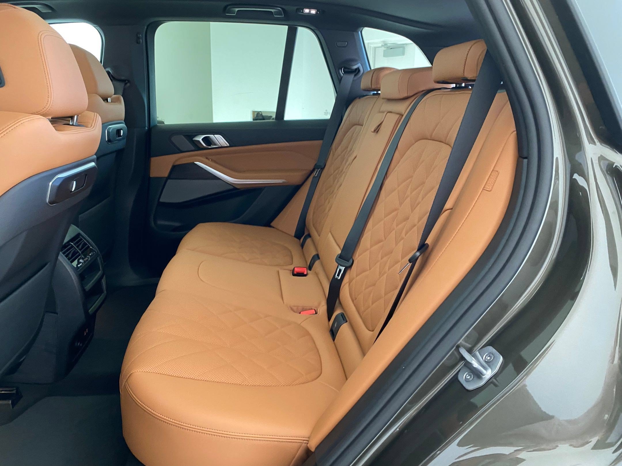 Used 2026 BMW X5 xDrive50e w/ Premium Package AWD/4WD image 23