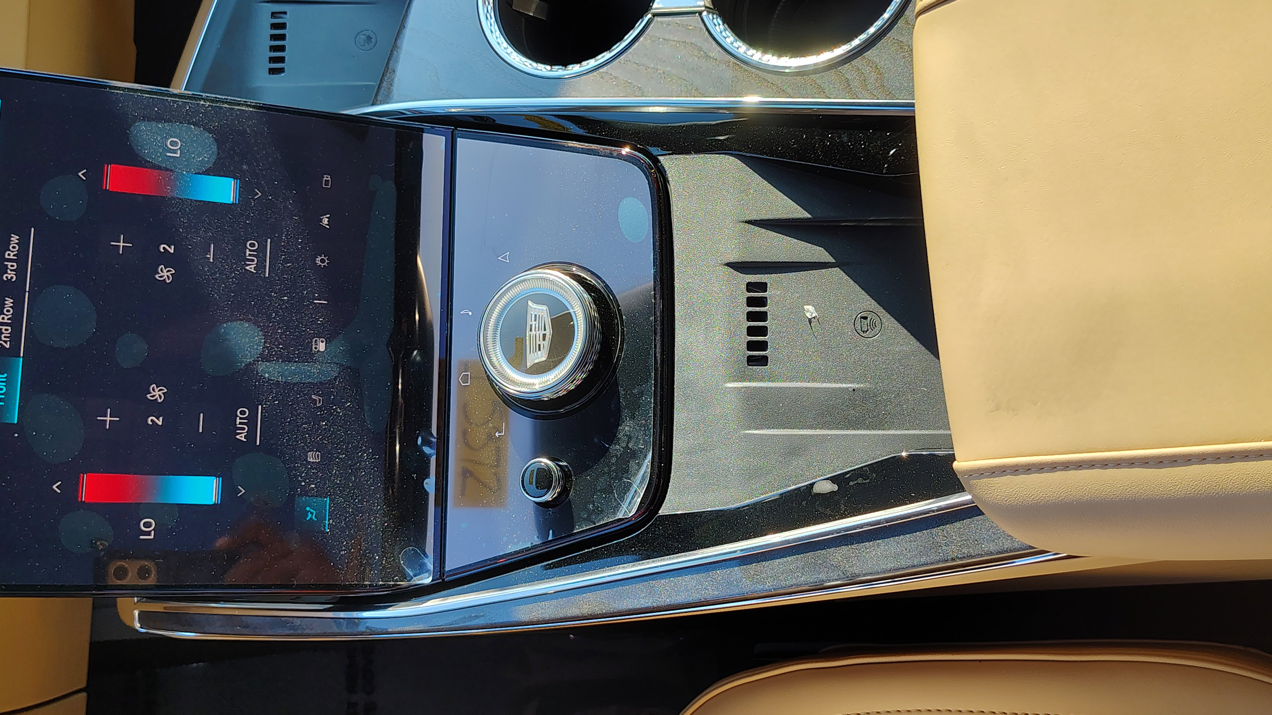 New 2025 Cadillac Escalade IQ Luxury 2 image 28