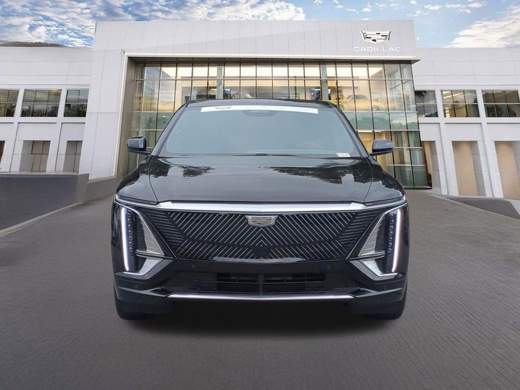 Certified 2024 Cadillac Lyriq Tech AWD/4WD video 2