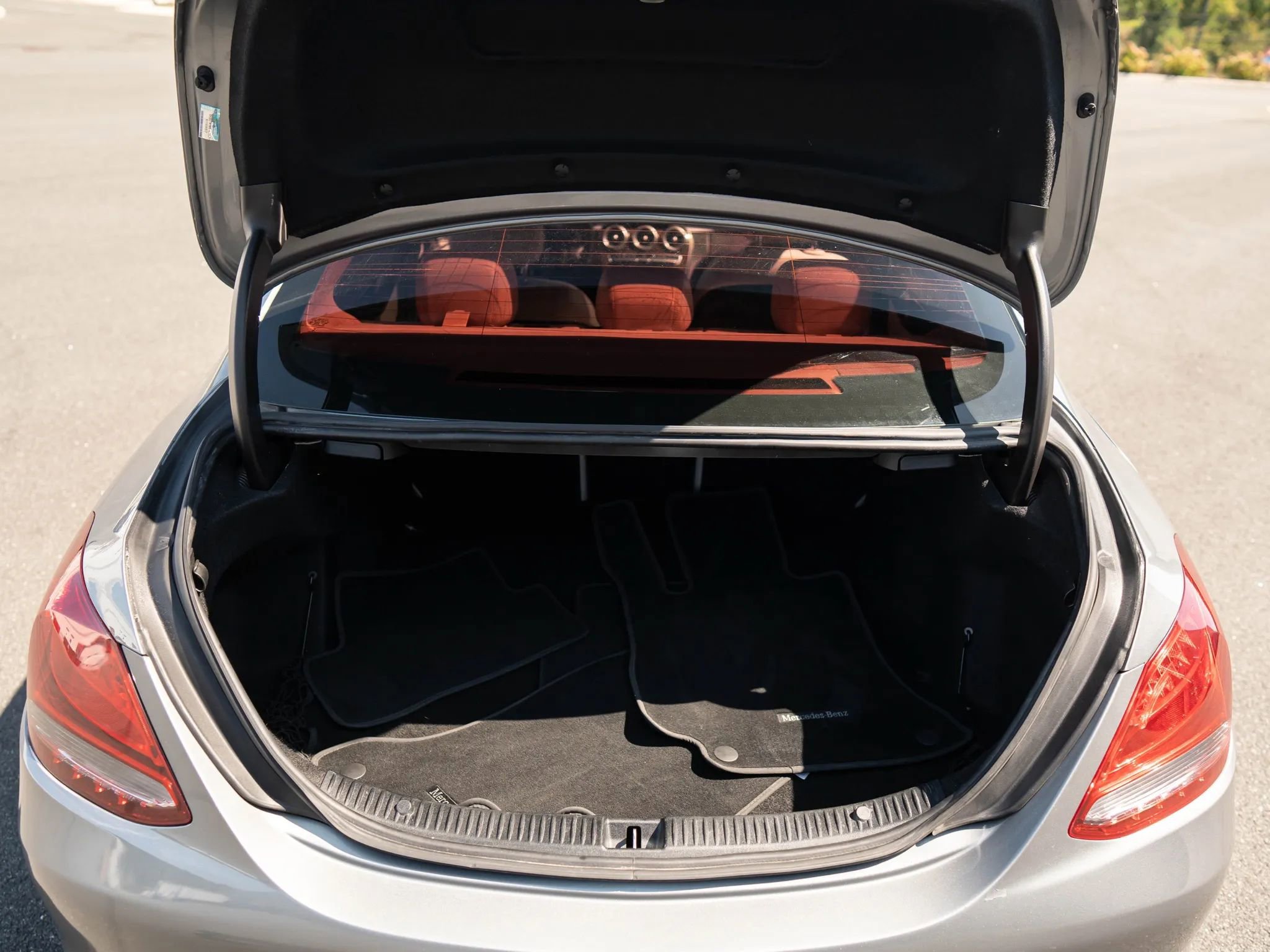 Used 2015 Mercedes-Benz C 300 Sedan image 46