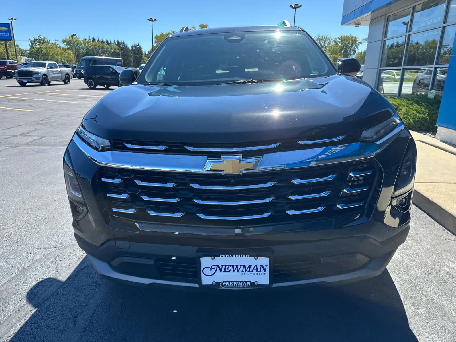 Used 2025 Chevrolet Equinox LT w/ Safety and Technology Package FWD image 12