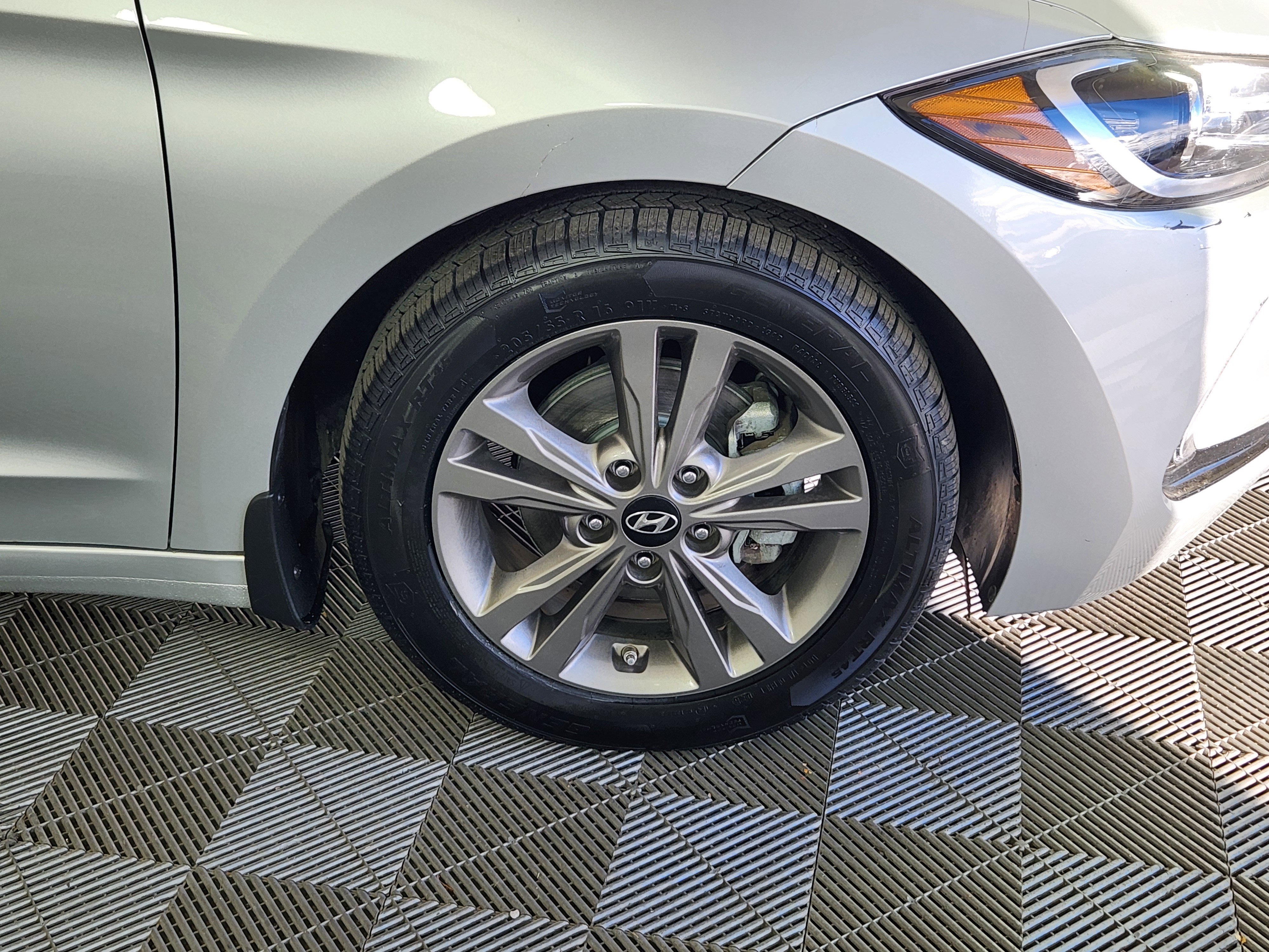 Used 2018 Hyundai Elantra Value Edition image 9