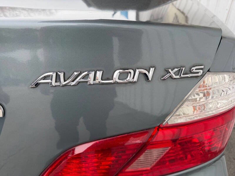 Used 2003 Toyota Avalon XLS image 8
