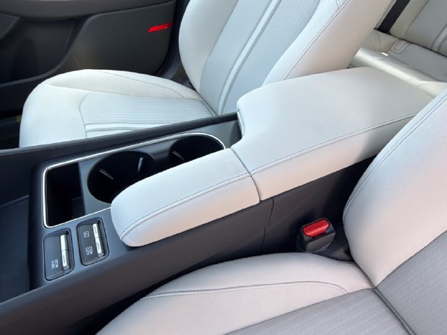 New 2026 Hyundai Sonata SEL FWD image 27