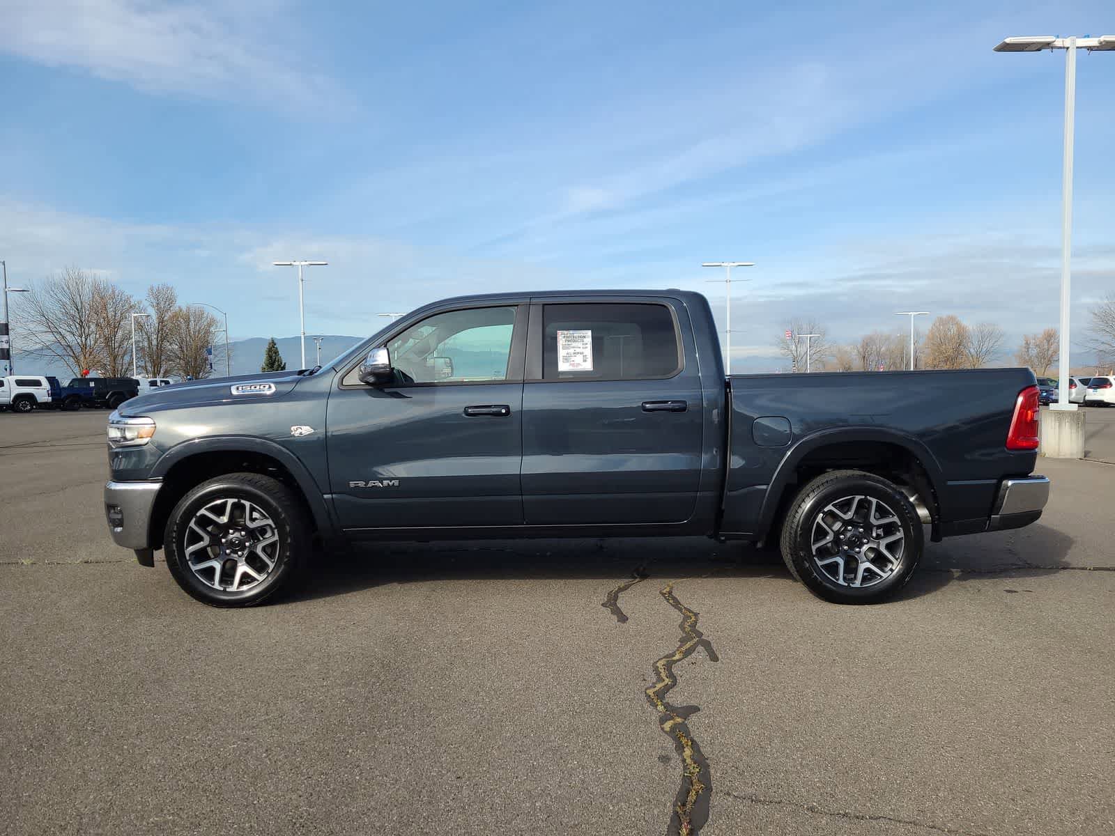 New 2026 RAM 1500 Laramie AWD/4WD image 11