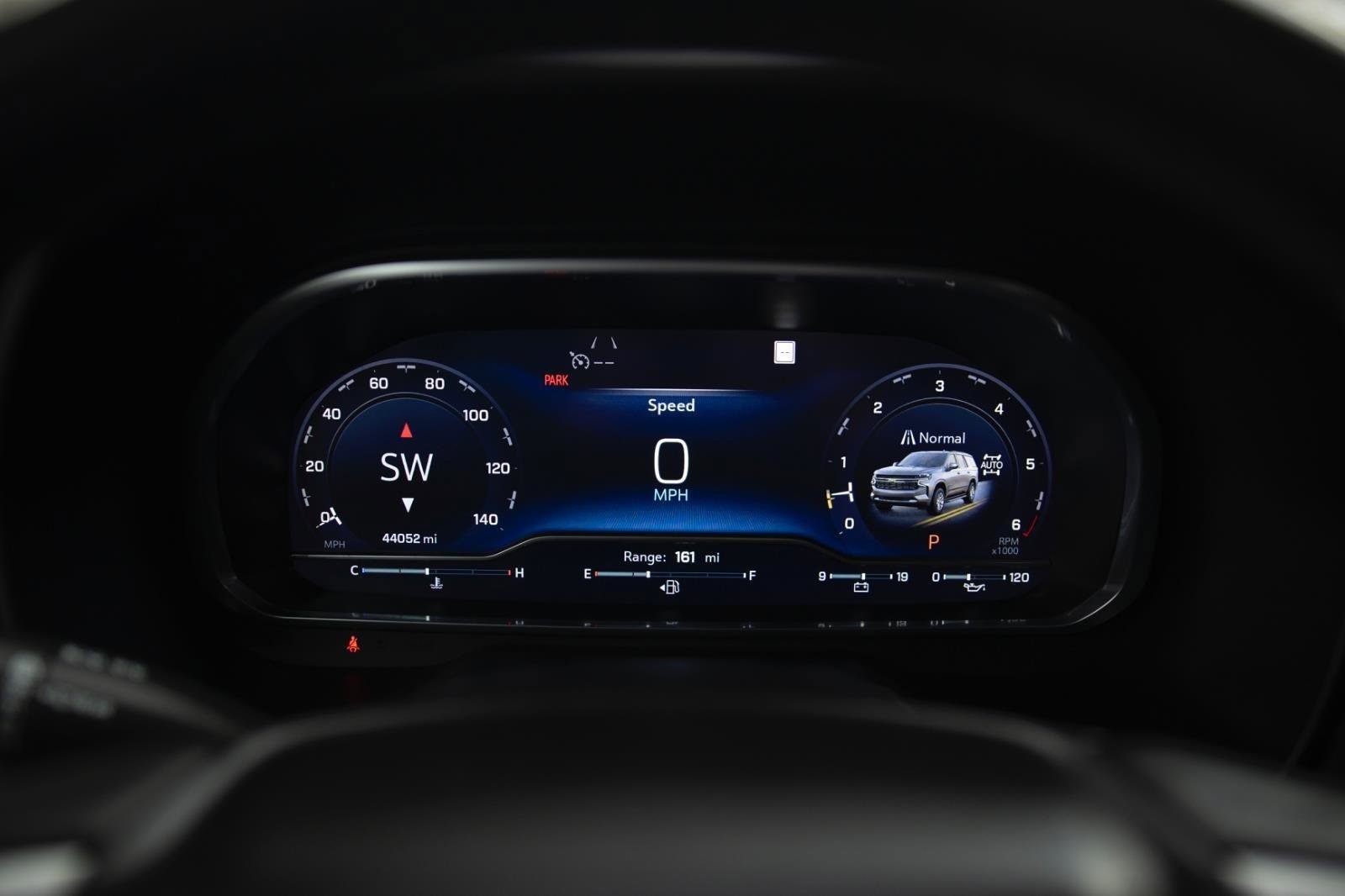 Used 2023 Chevrolet Suburban Z71 w/ Max Trailering Package image 4