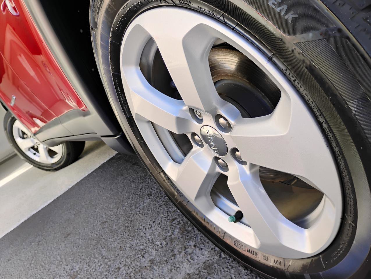 Used 2018 Jeep Compass Latitude image 51