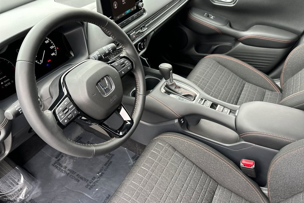 New 2025 Honda HR-V Sport image 10