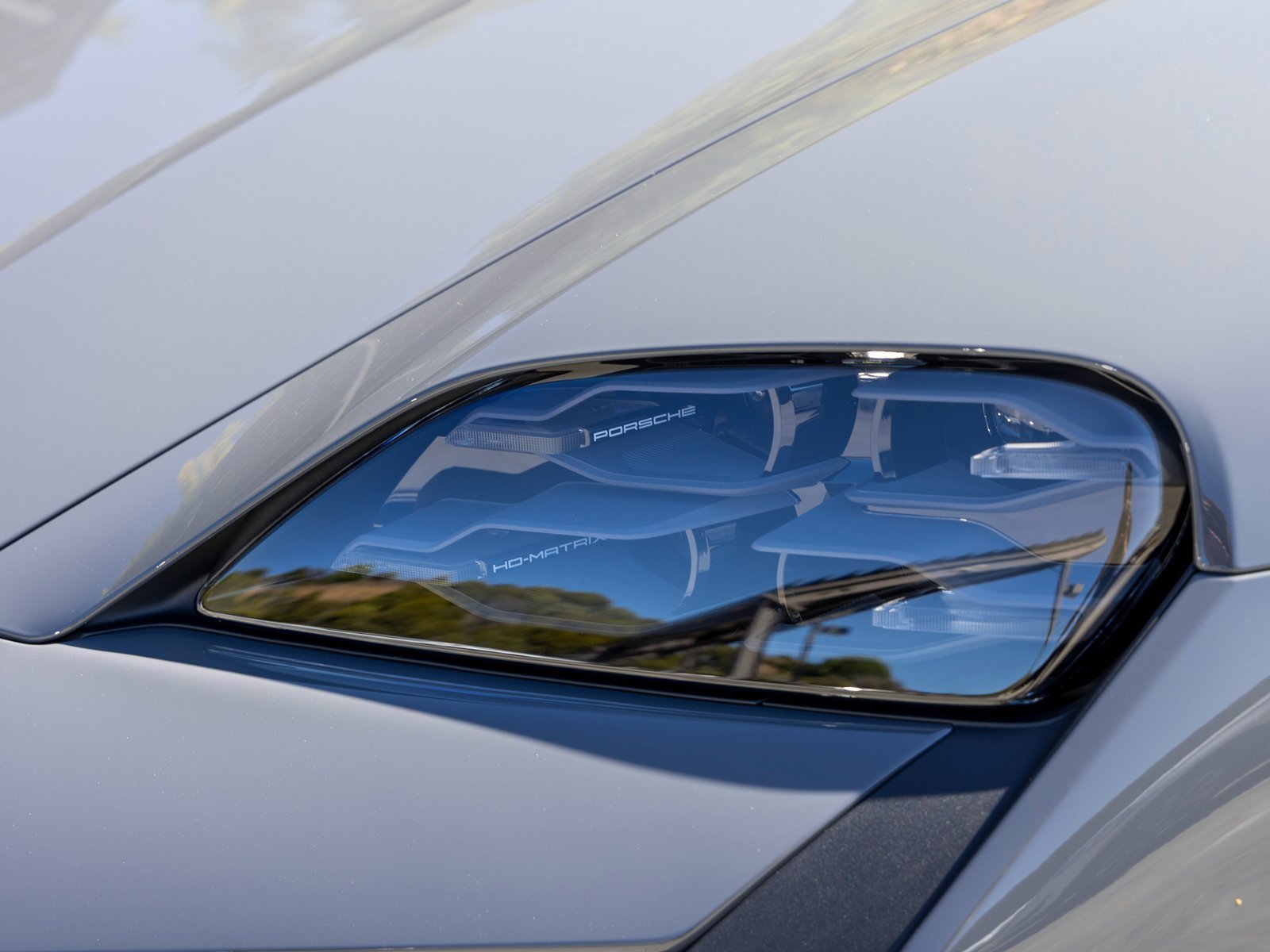 New 2025 Porsche Taycan Turbo S image 19