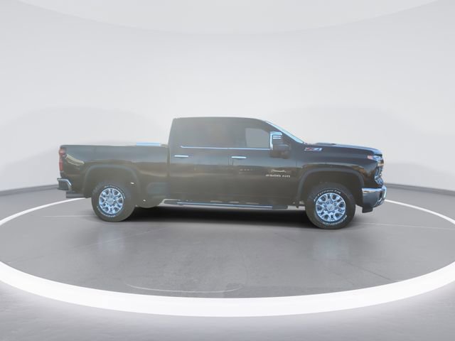Used 2024 Chevrolet Silverado 2500 LTZ w/ LTZ Plus Package image 9