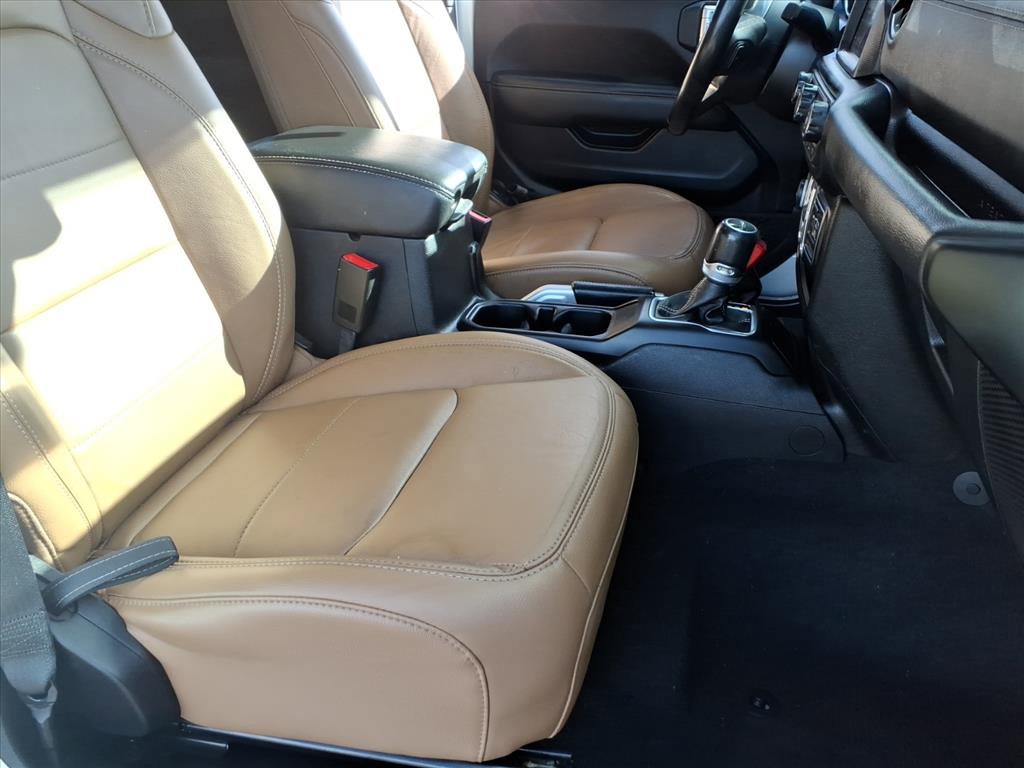 Used 2020 Jeep Gladiator Overland image 12