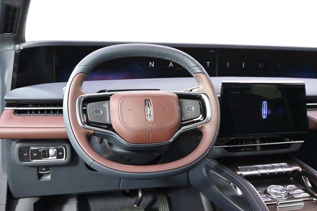 New 2026 Lincoln Nautilus Black Label image 12