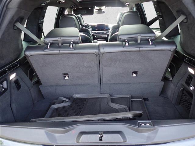 Used 2023 BMW X7 xDrive40i w/ M Sport Package AWD/4WD image 8