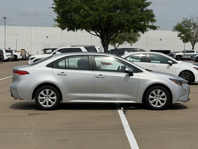 Certified 2024 Toyota Corolla LE FWD image 3