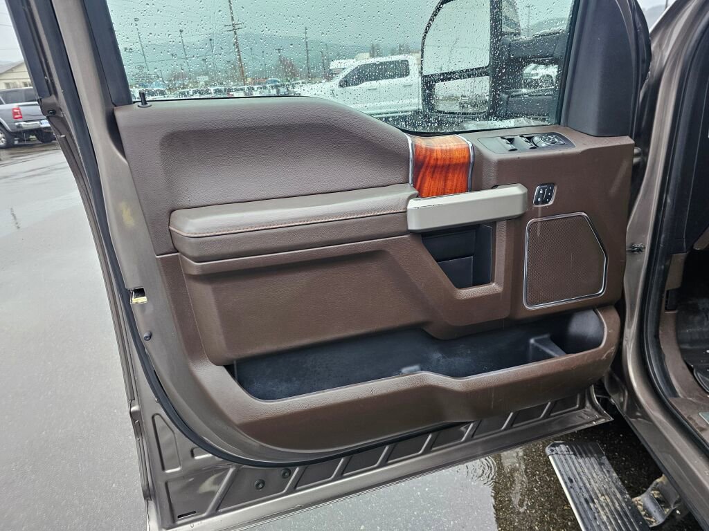 Used 2018 Ford F150 King Ranch w/ Equipment Group 601A Luxury image 16