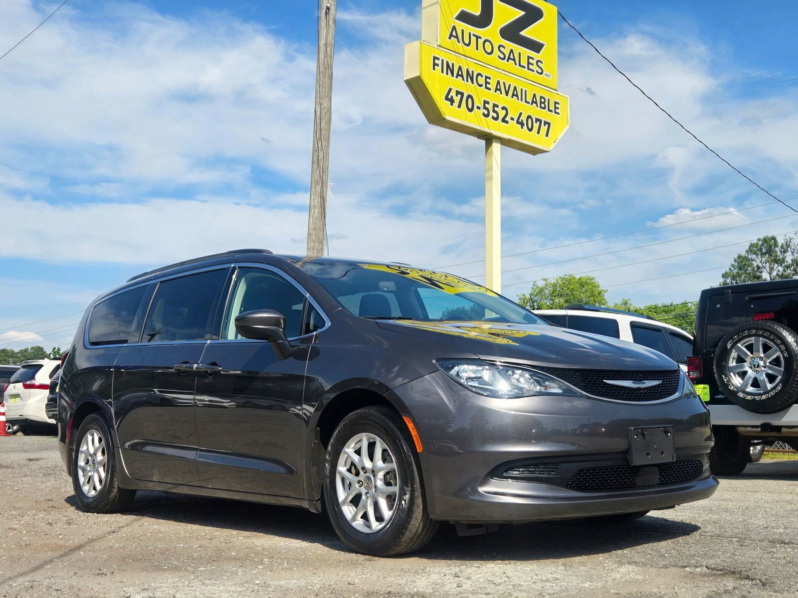 Used 2021 Chrysler Voyager Lxi
