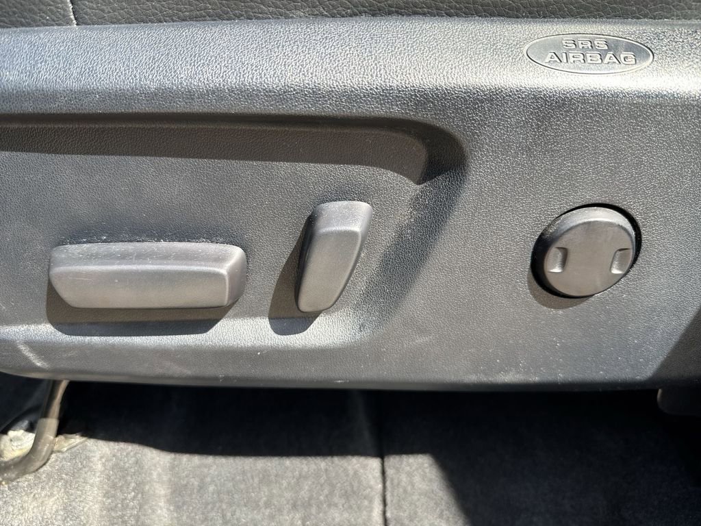 Used 2017 Toyota Tundra Limited AWD/4WD image 12