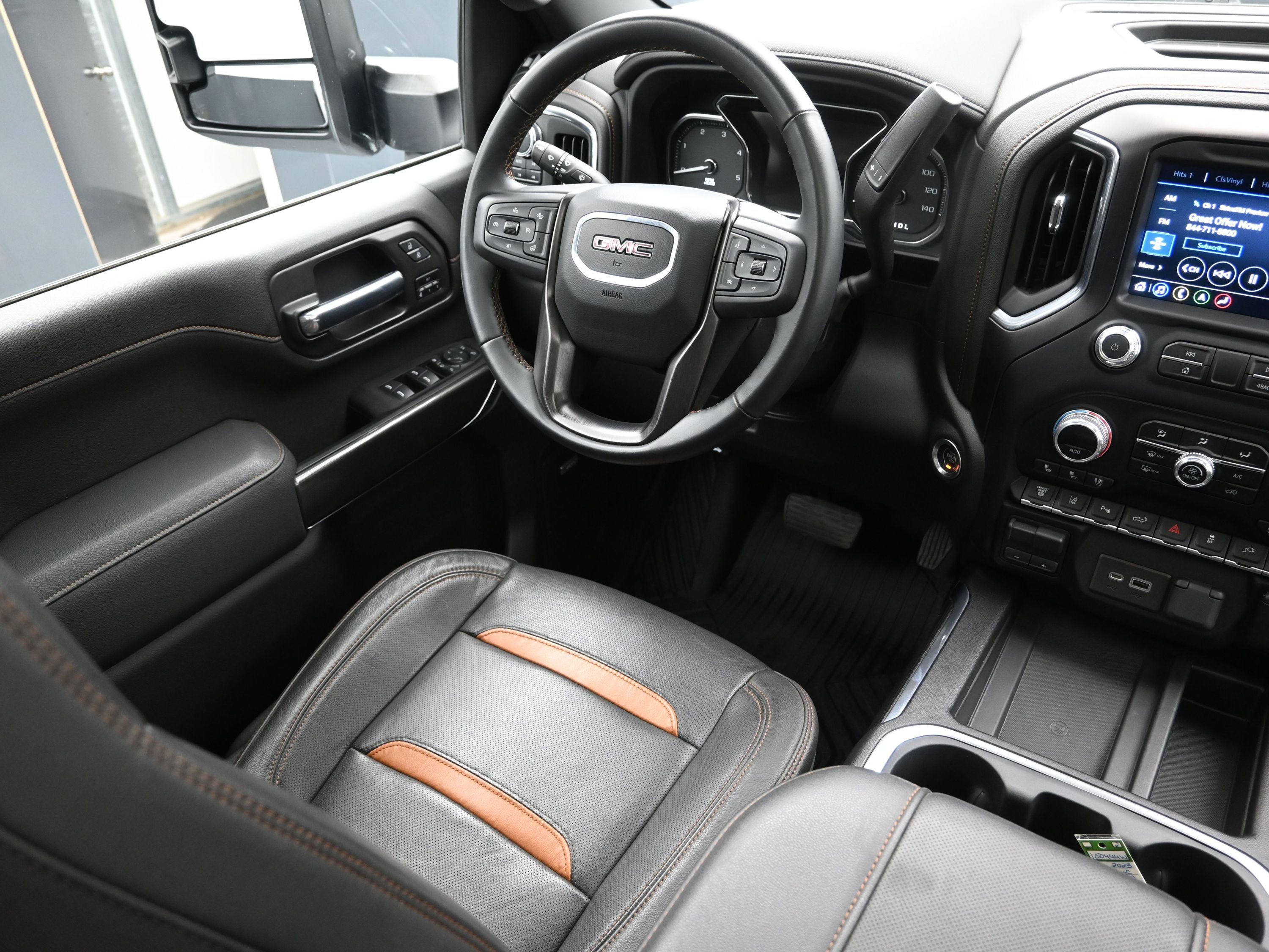 Used 2023 GMC Sierra 2500 AT4 w/ AT4 Premium Plus Package image 24