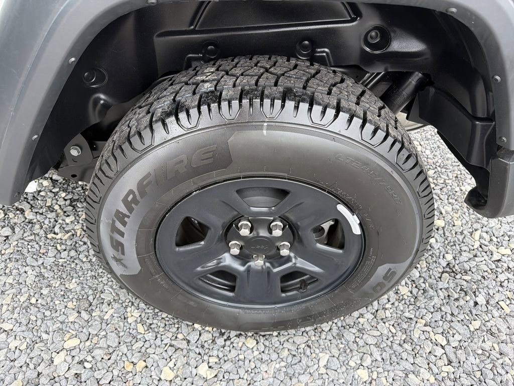 Used 2026 Jeep Wrangler Unlimited Sport AWD/4WD image 12