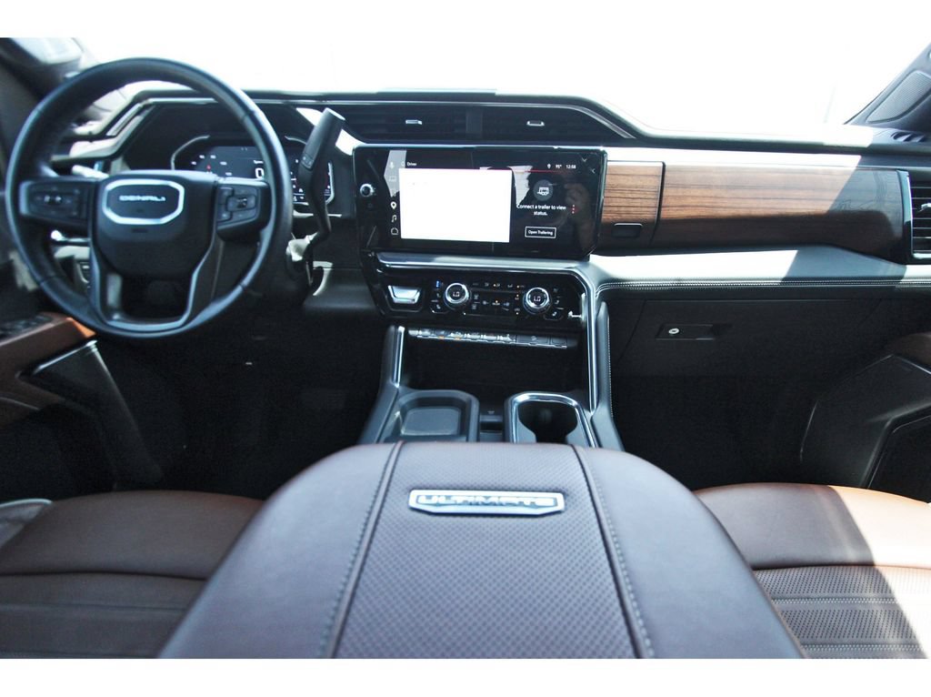 Used 2024 GMC Sierra 2500 Denali Ultimate w/ Snow Plow Prep/Camper Package AWD/4WD image 7