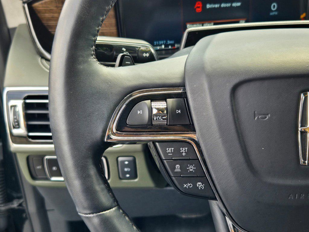 Used 2023 Lincoln Navigator Black Label AWD/4WD image 33