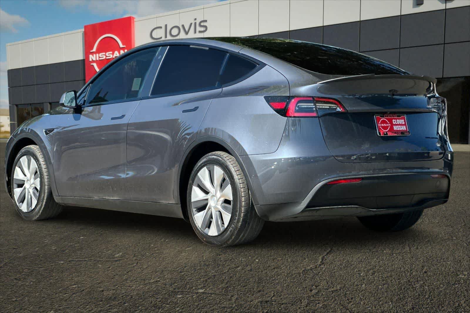 Used 2020 Tesla Model Y Long Range AWD/4WD image 7
