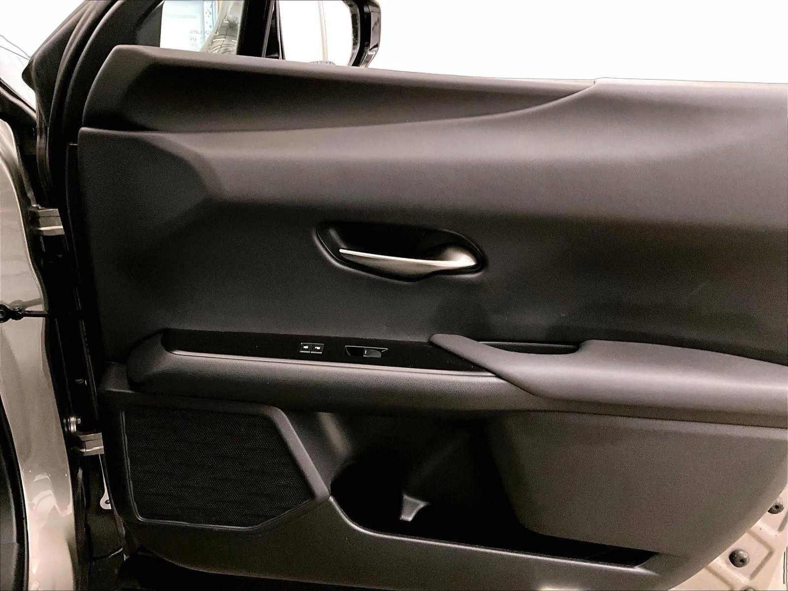 Used 2019 Lexus UX 250h w/ Premium Package AWD/4WD image 23