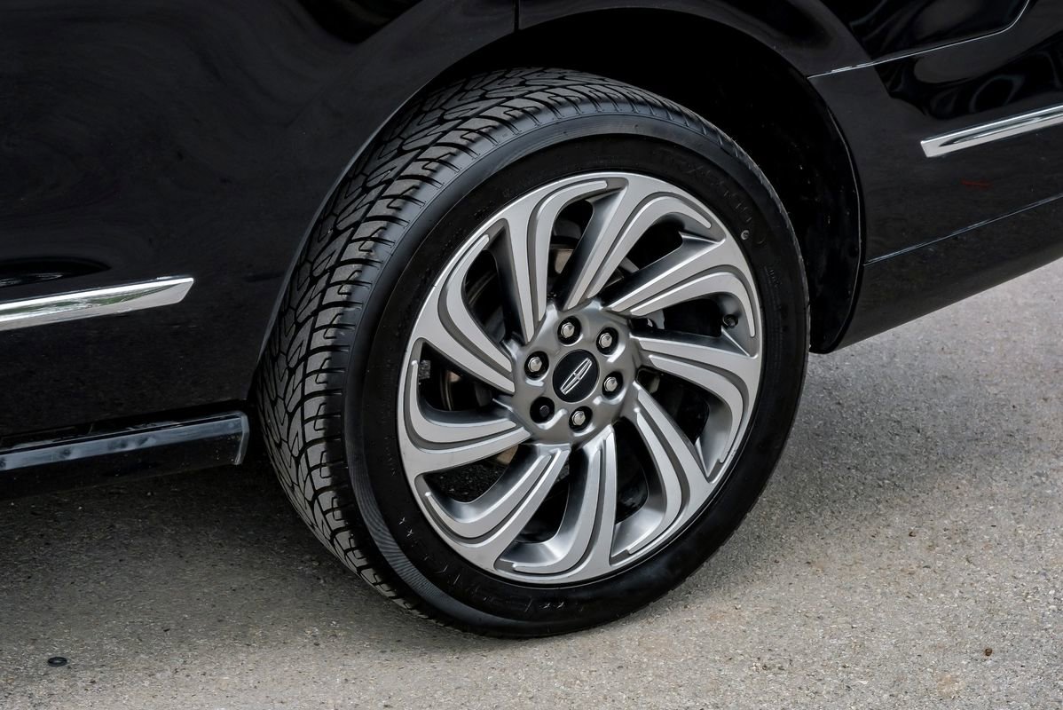 Used 2024 Lincoln Navigator Reserve AWD/4WD image 62