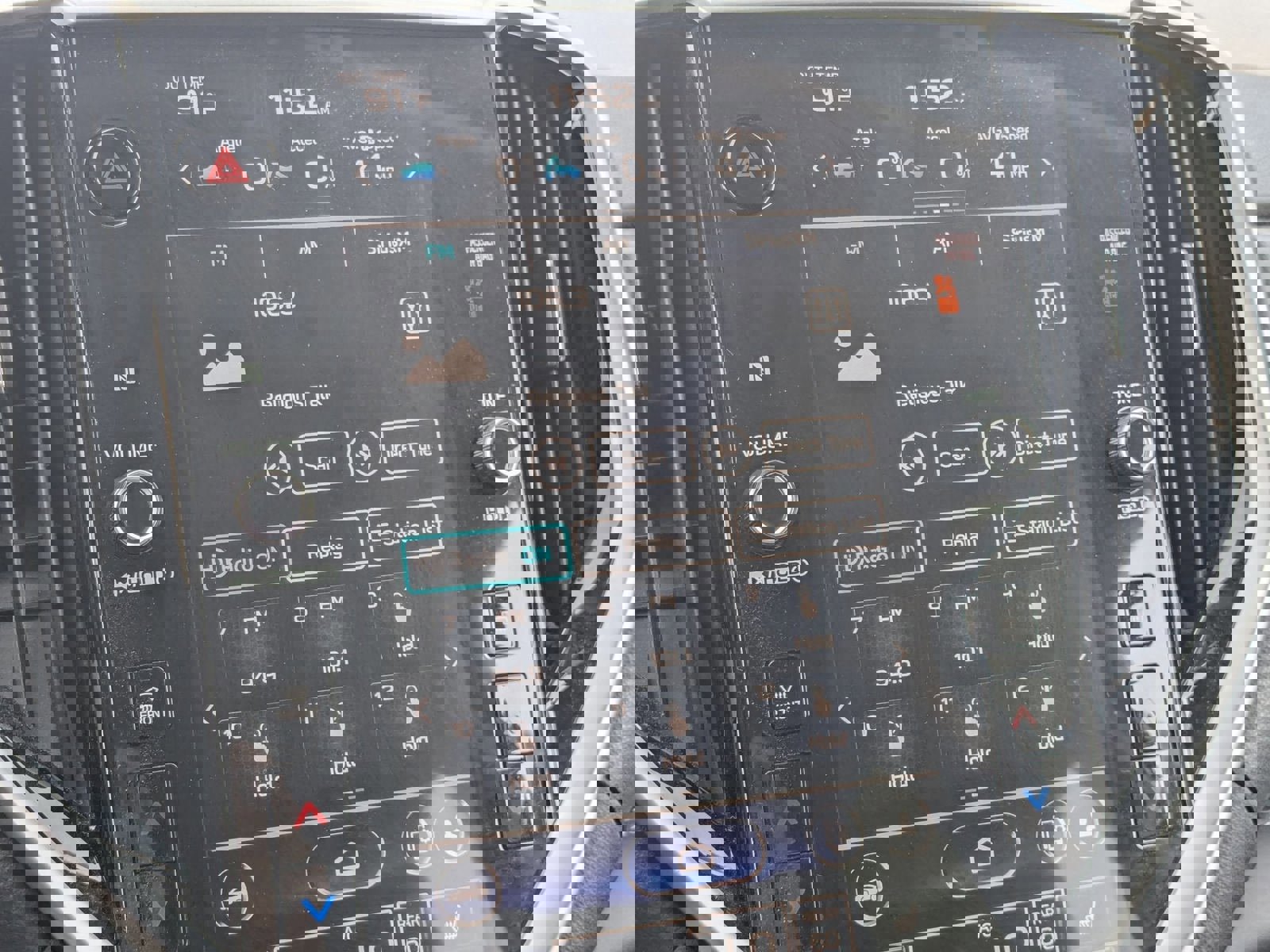 Used 2023 Subaru Ascent Limited w/ Technology Package image 45