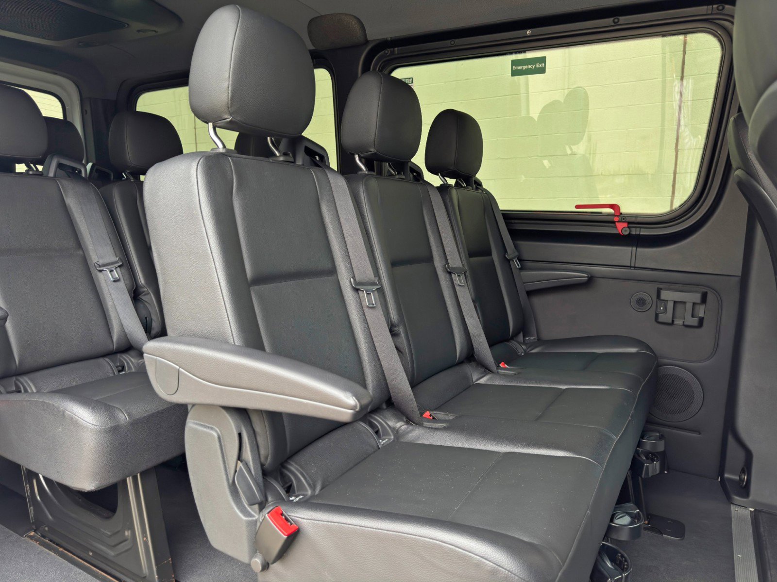 Used 2020 Mercedes-Benz Sprinter 2500 image 32