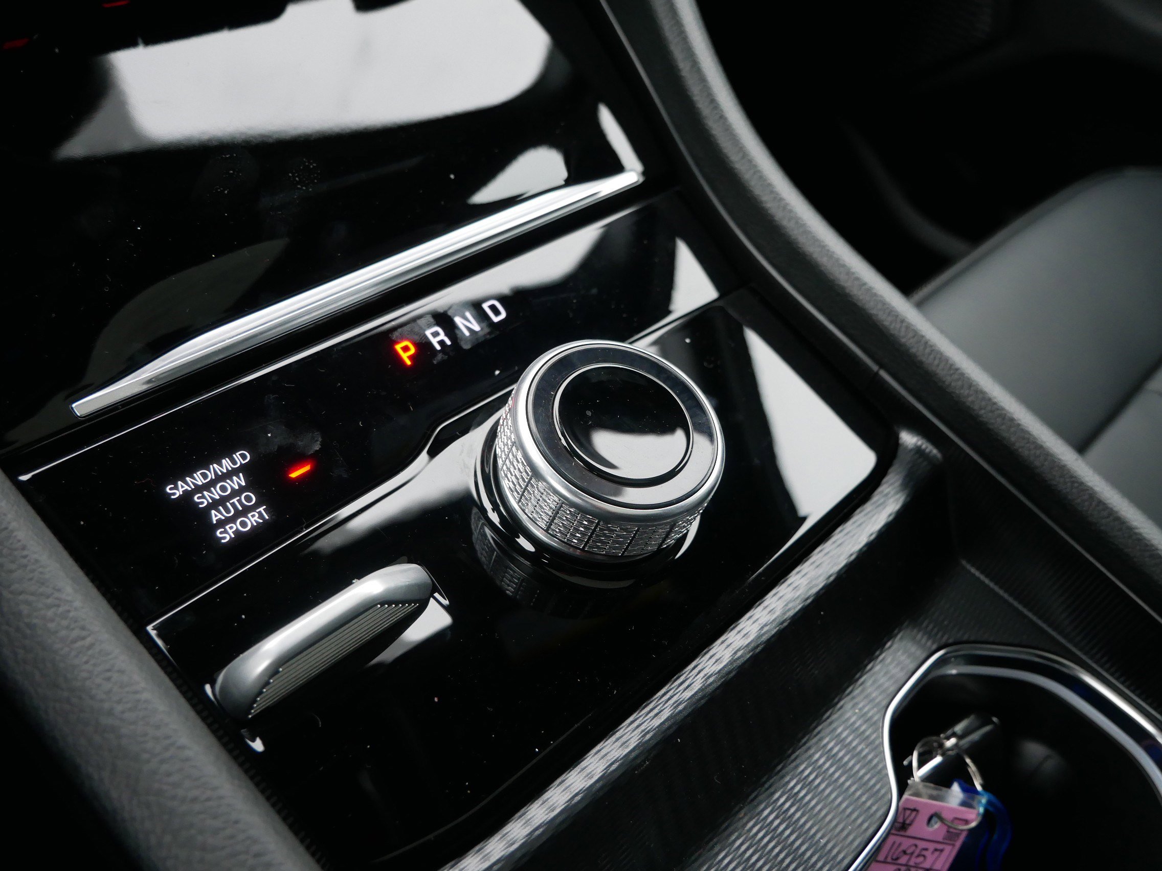 New 2025 Jeep Grand Cherokee L Limited w/ Black Appearance Package image 17