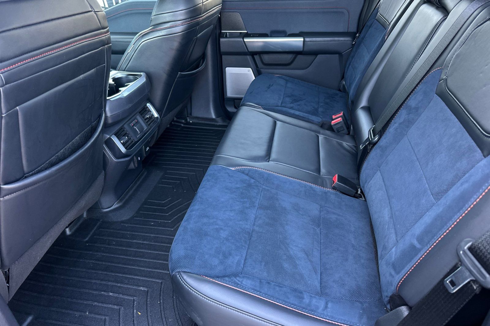 Used 2022 Ford F150 Raptor w/ Equipment Group 801A High image 12