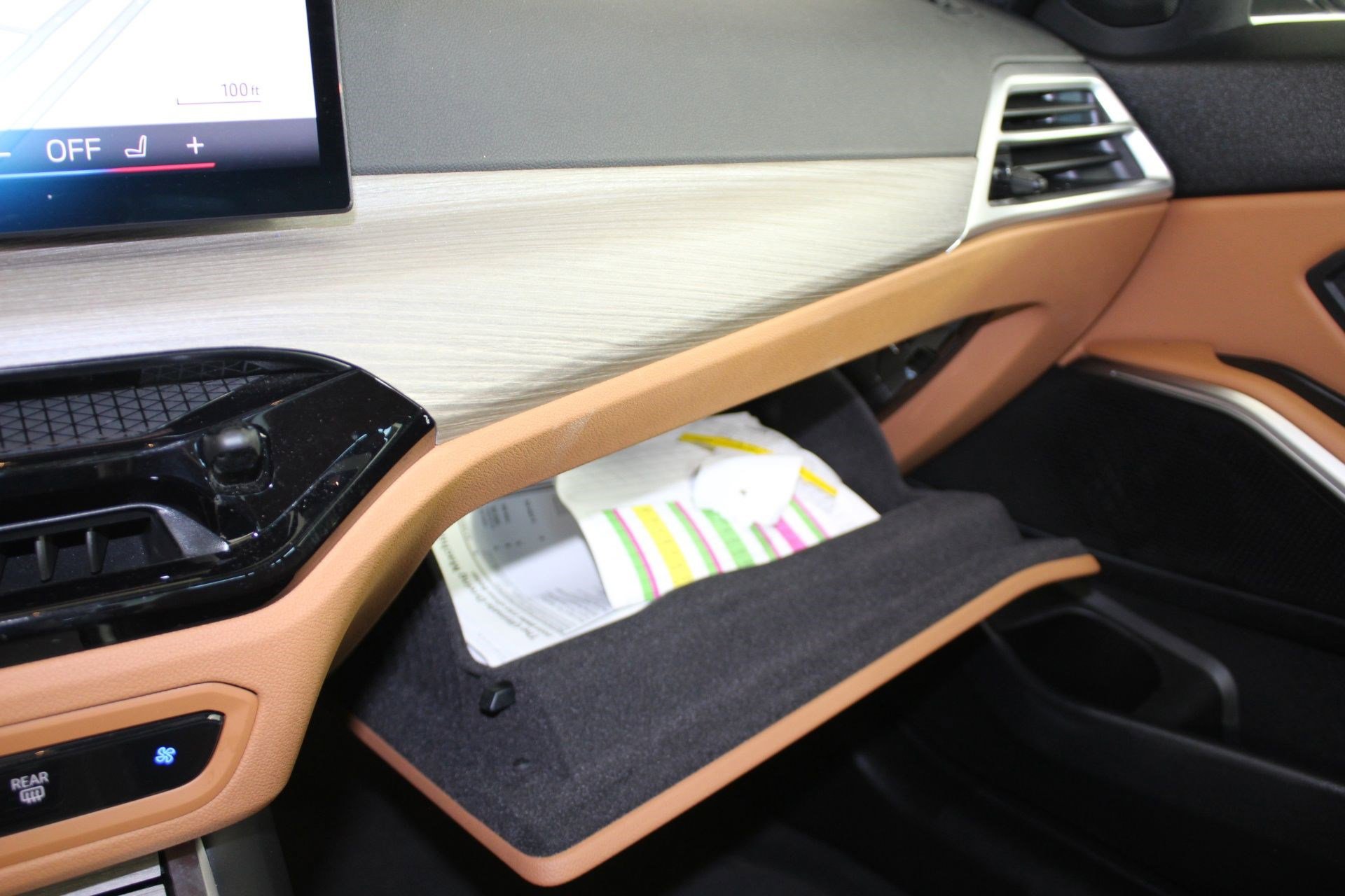 Certified 2025 BMW 330i xDrive Sedan image 27