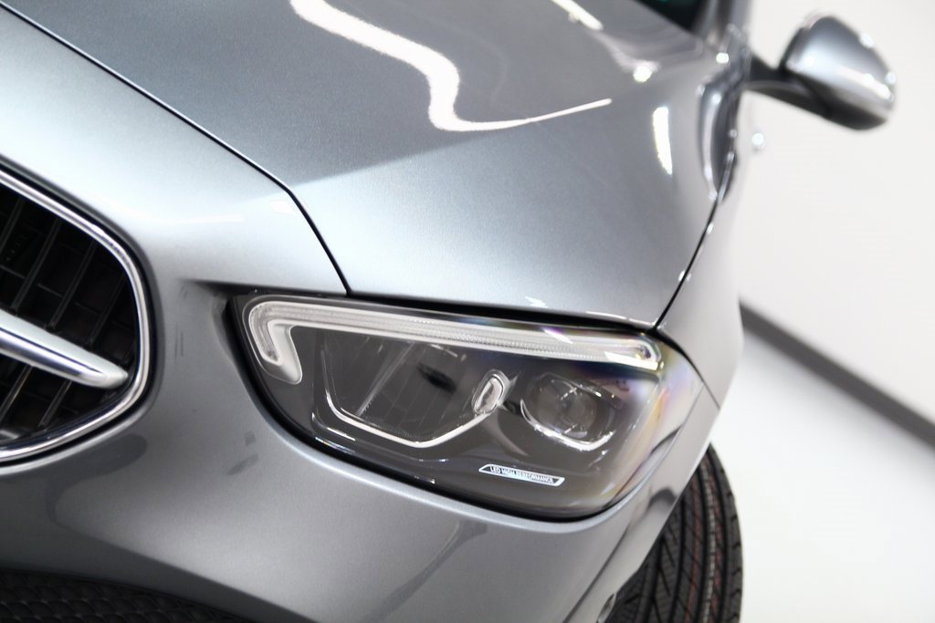 Used 2025 Mercedes-Benz C 300 4MATIC Sedan image 7