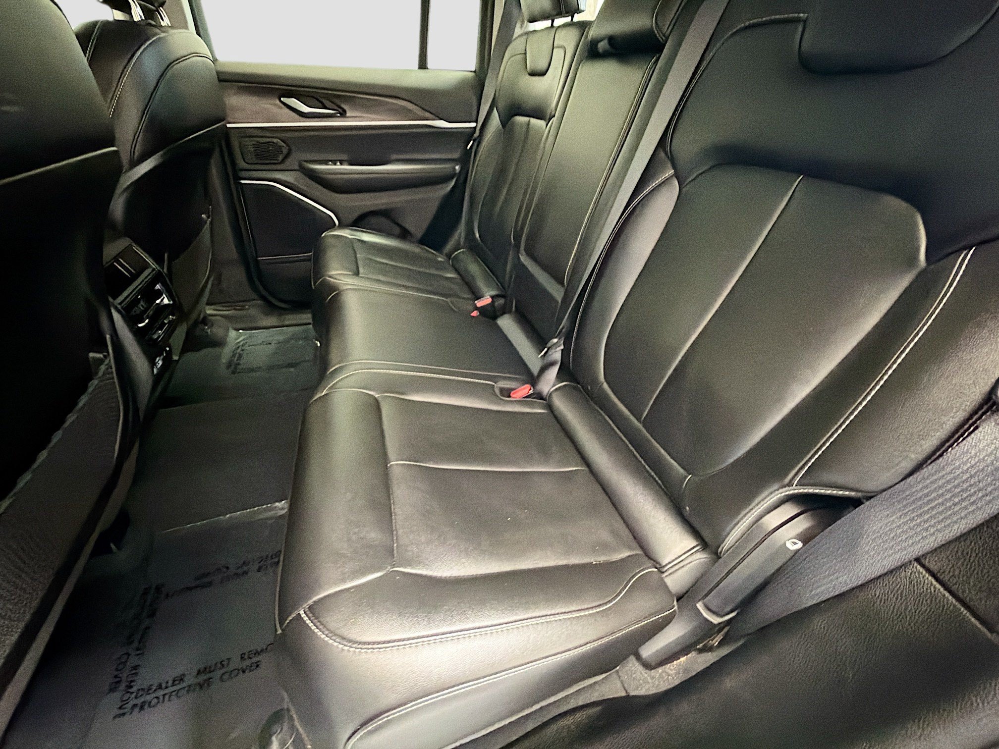 Used 2023 Jeep Grand Cherokee 4WD 4xe image 13