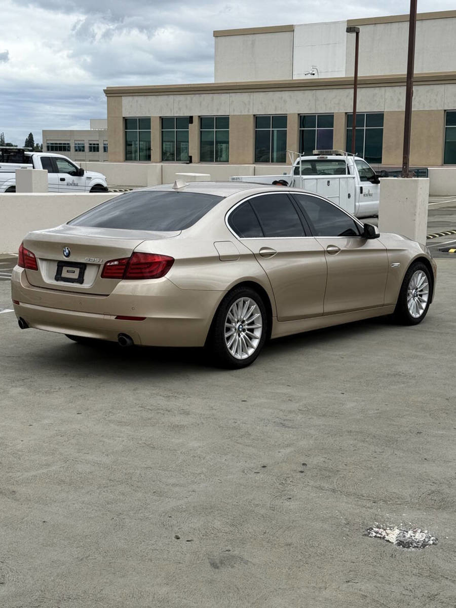 Used 2013 BMW 535i Sedan image 2