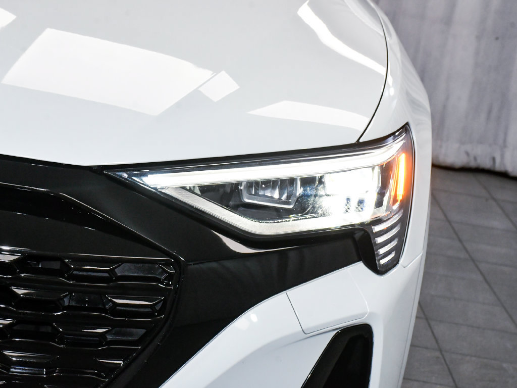 Used 2024 Audi Q8 e-tron Premium AWD/4WD image 72