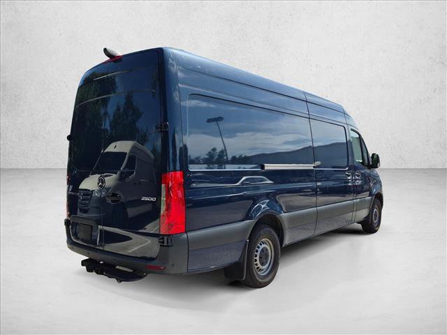 Used 2023 Mercedes-Benz Sprinter 2500 image 5