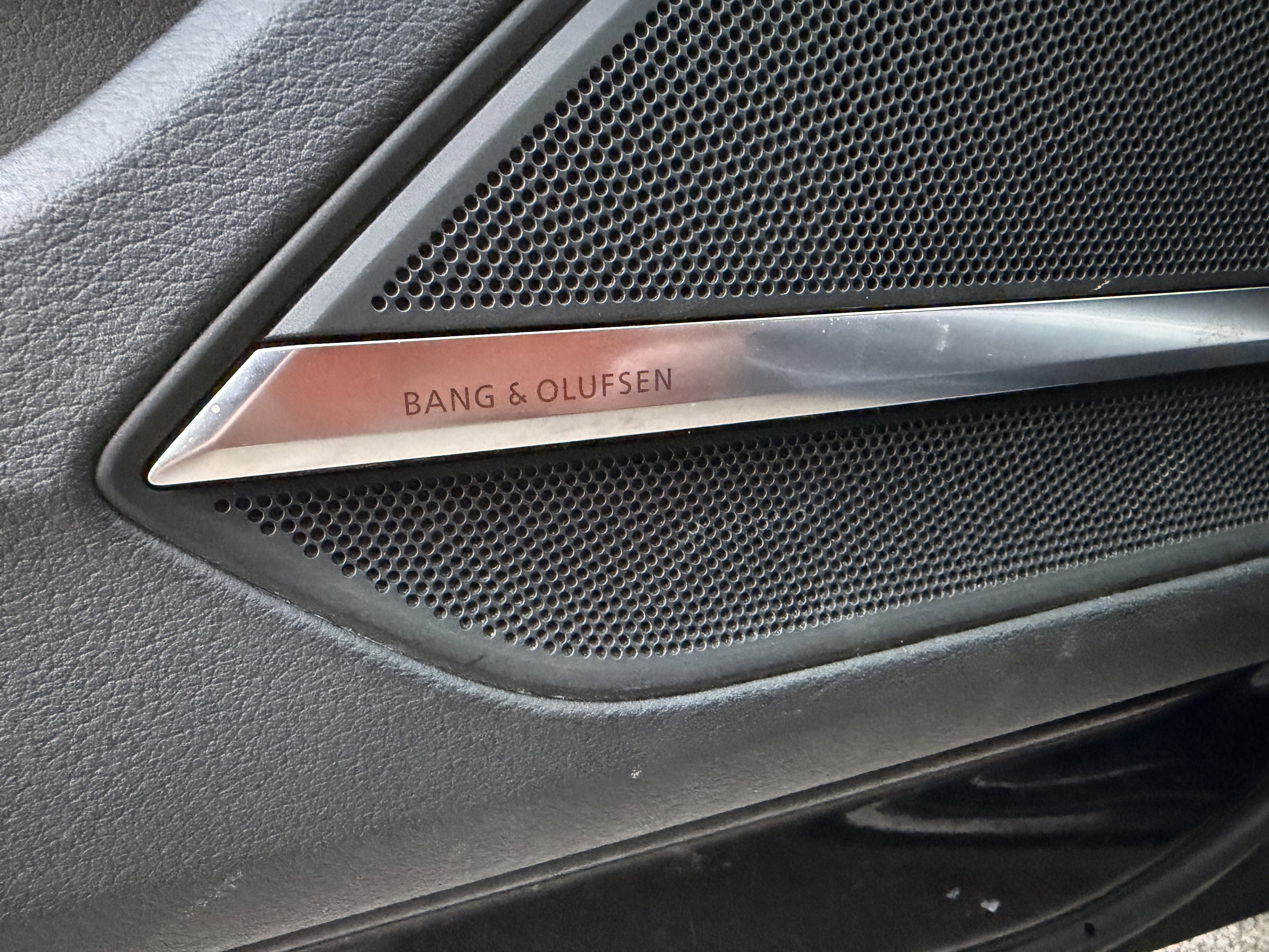 Used 2019 Audi A8 L 3.0T w/ Luxury Package image 32