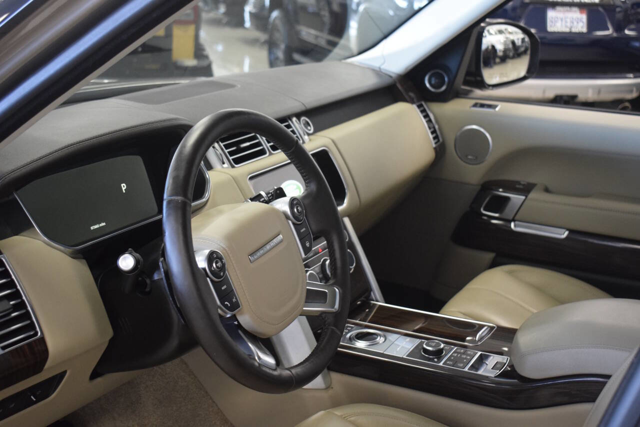 Used 2017 Land Rover Range Rover image 43