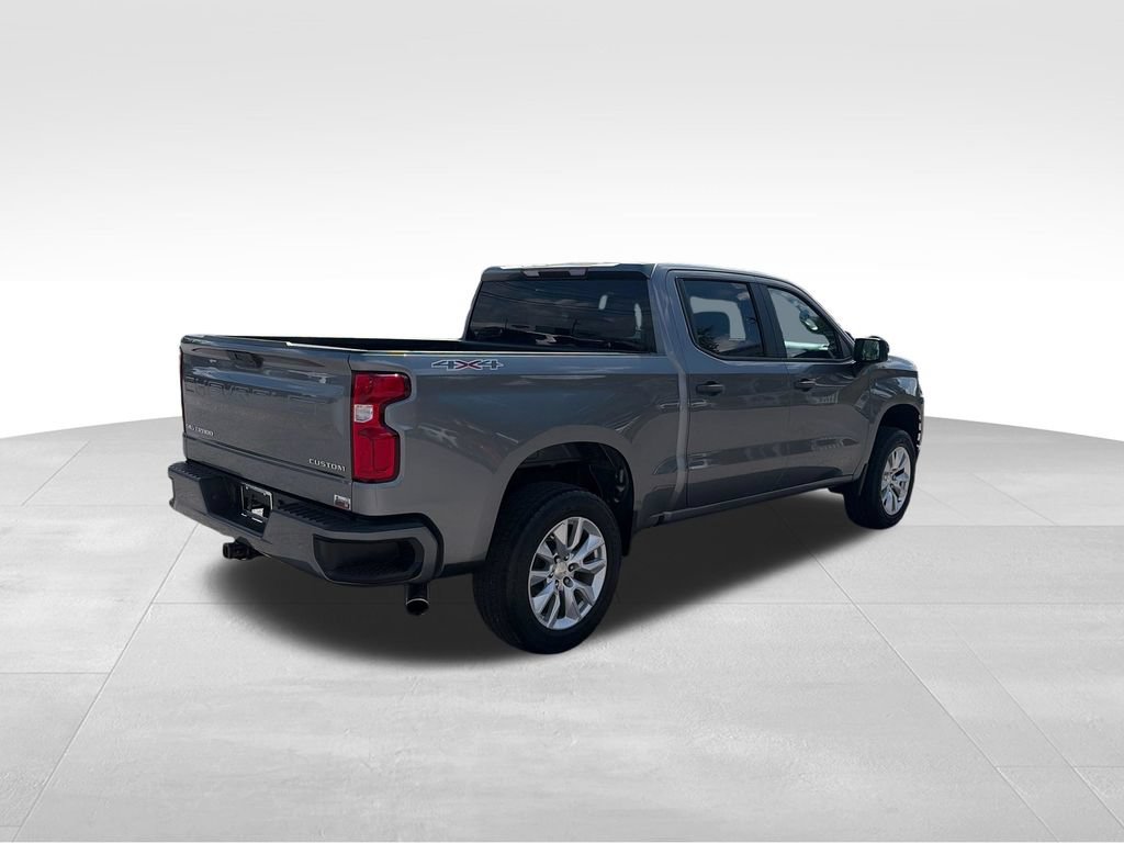 Used 2020 Chevrolet Silverado 1500 Custom w/ Custom Value Package AWD/4WD image 6