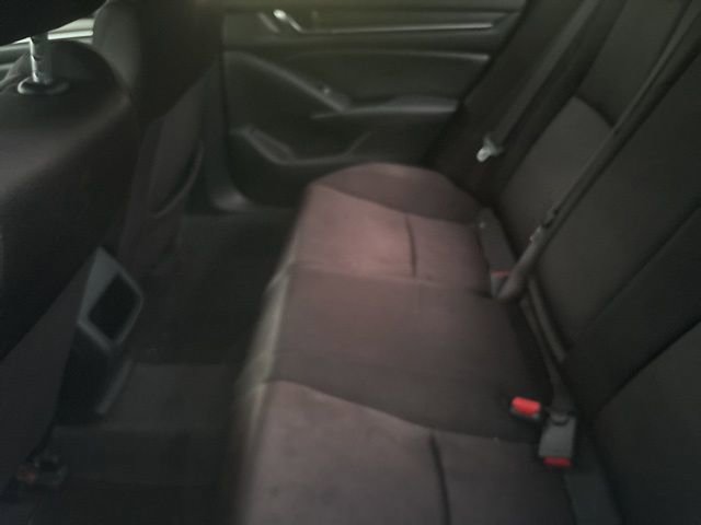 Used 2018 Honda Accord LX image 9