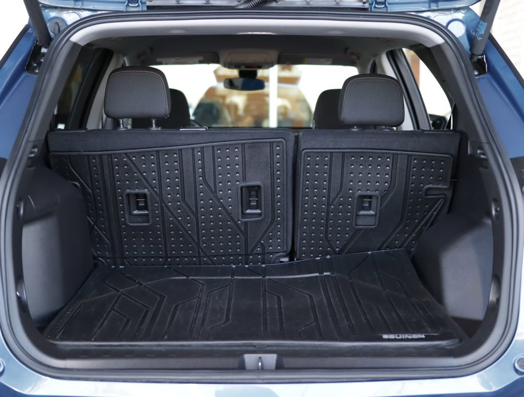 Used 2024 Chevrolet Equinox LT w/ LPO, Floor Liner Package FWD image 24