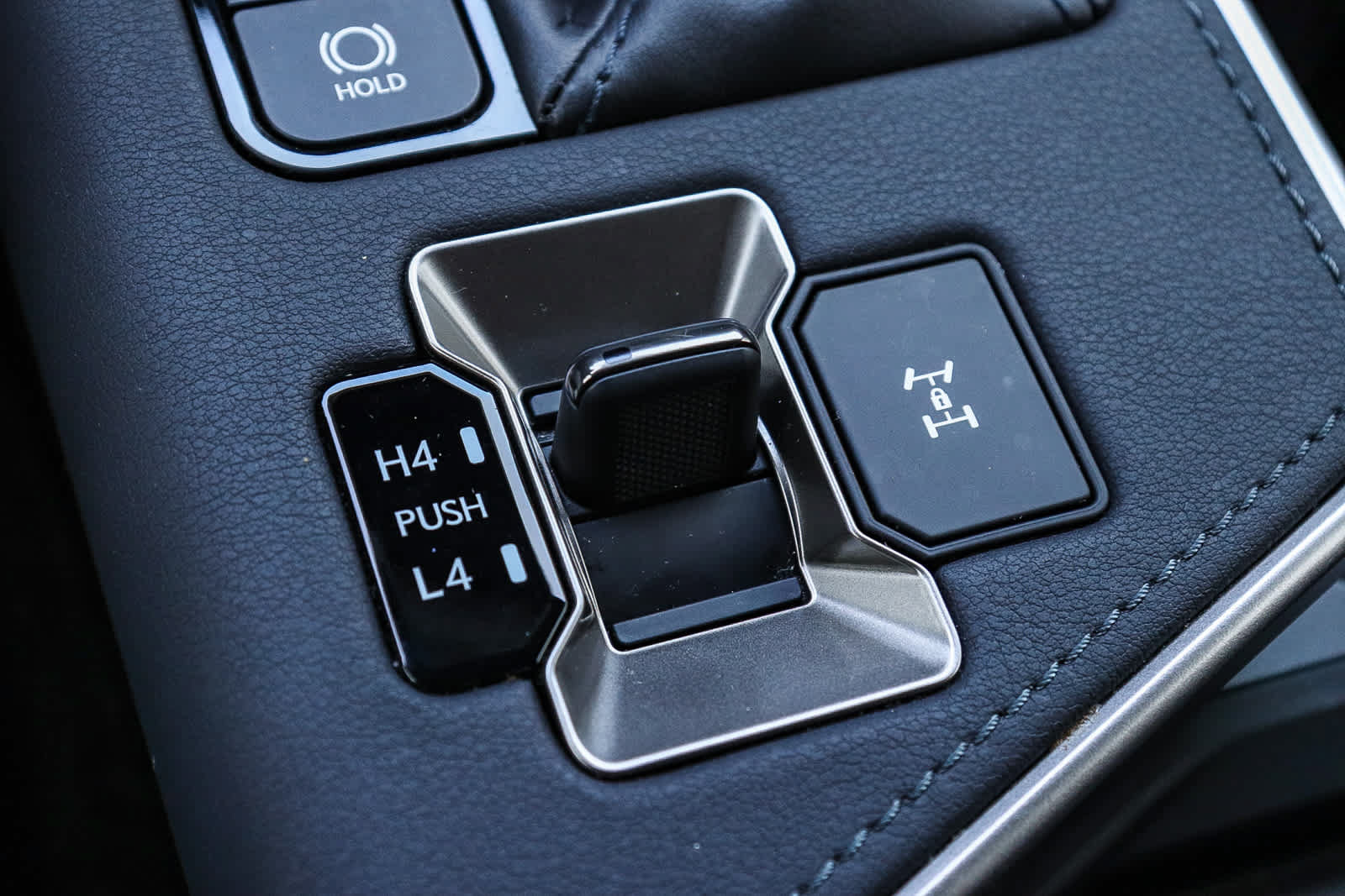 Used 2024 Lexus GX 550 w/ Cold Area Package AWD/4WD image 30