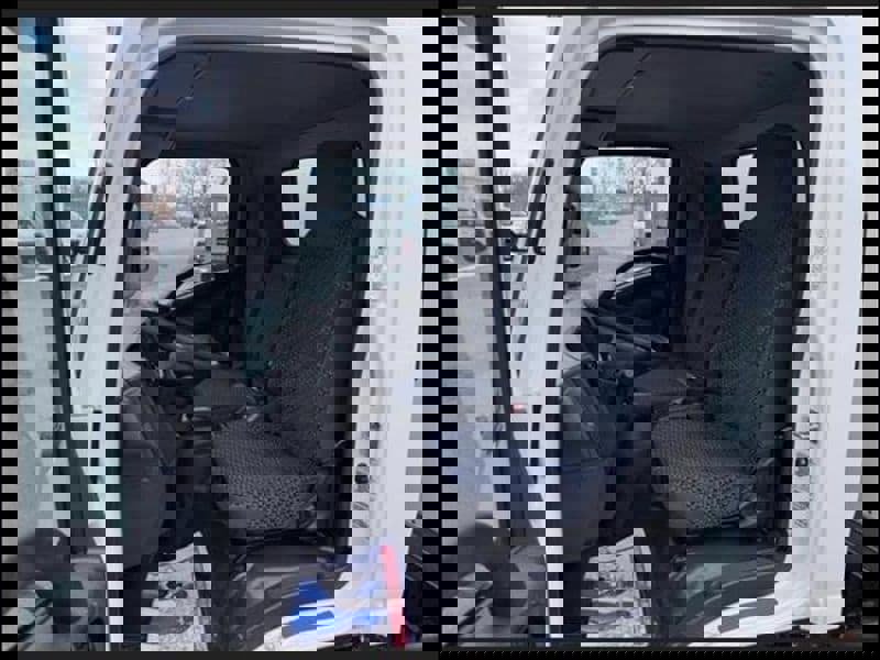 New 2025 Chevrolet Low Cab Forward image 7