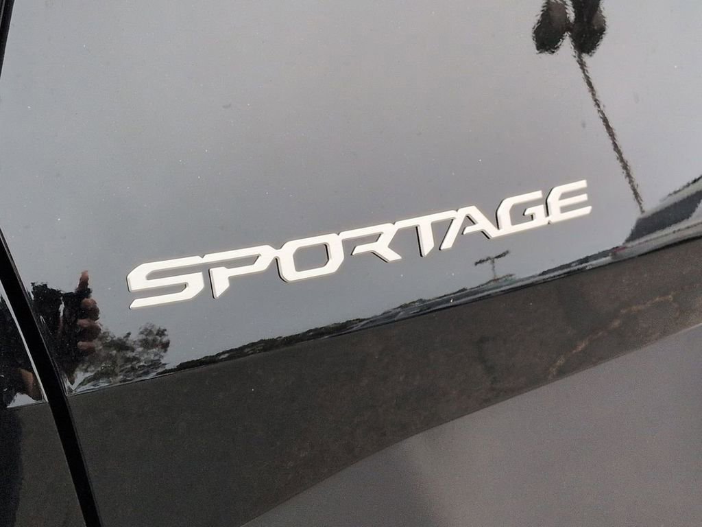 New 2026 Kia Sportage EX w/ EX Panorama Roof Package FWD image 33