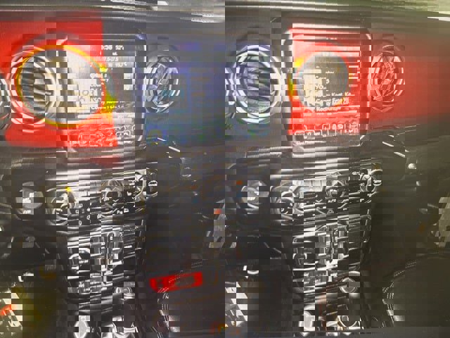 Used 2021 Jeep Gladiator Rubicon image 9